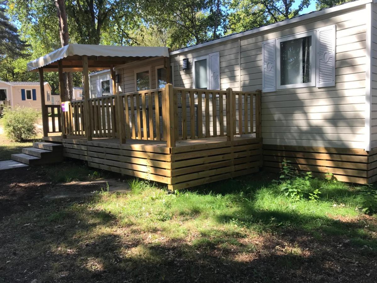 Mobil Home Xxl2 4 Chambres - Camping Chateau La Foret Saint-Julien-des-Landes Exterior photo